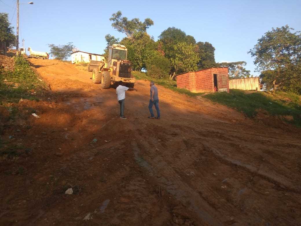 Camacã: Mais uma rua é aberta em Leoventura